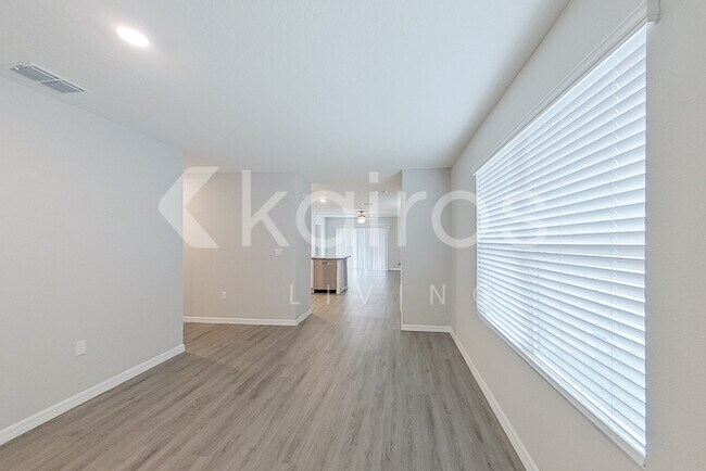 Foto del edificio - 8590 SW 44th Ct