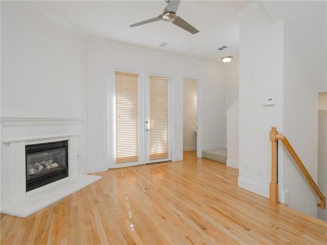 Foto del edificio - 4051 Travis St