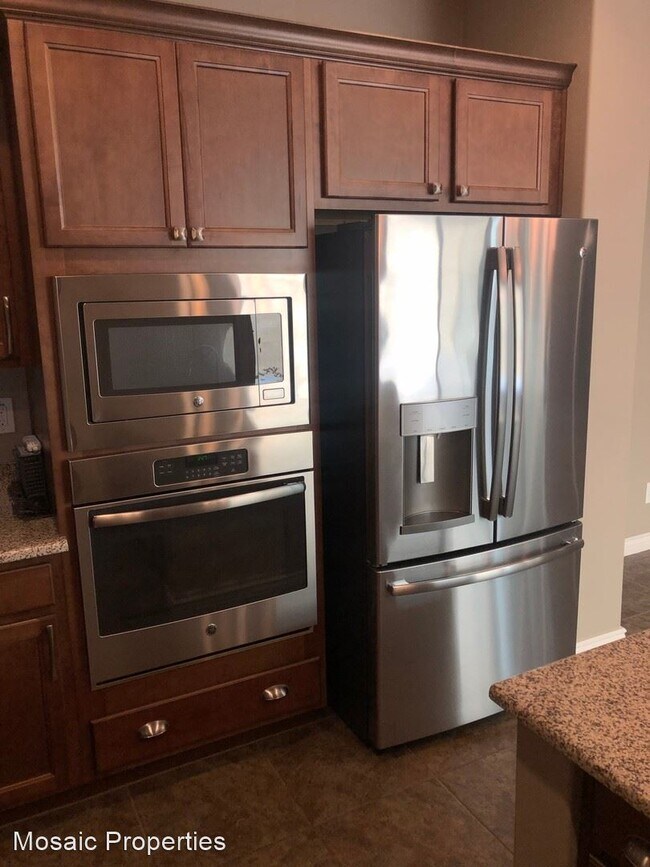 Foto del edificio - 4 br, 3 bath House - 3717 E Galveston St