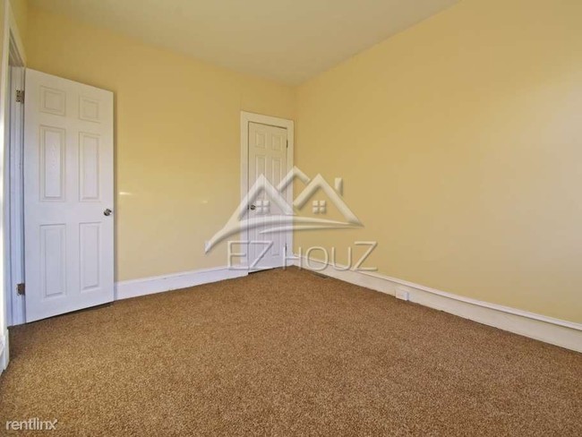 Building Photo - 4130 Norfolk Ave
