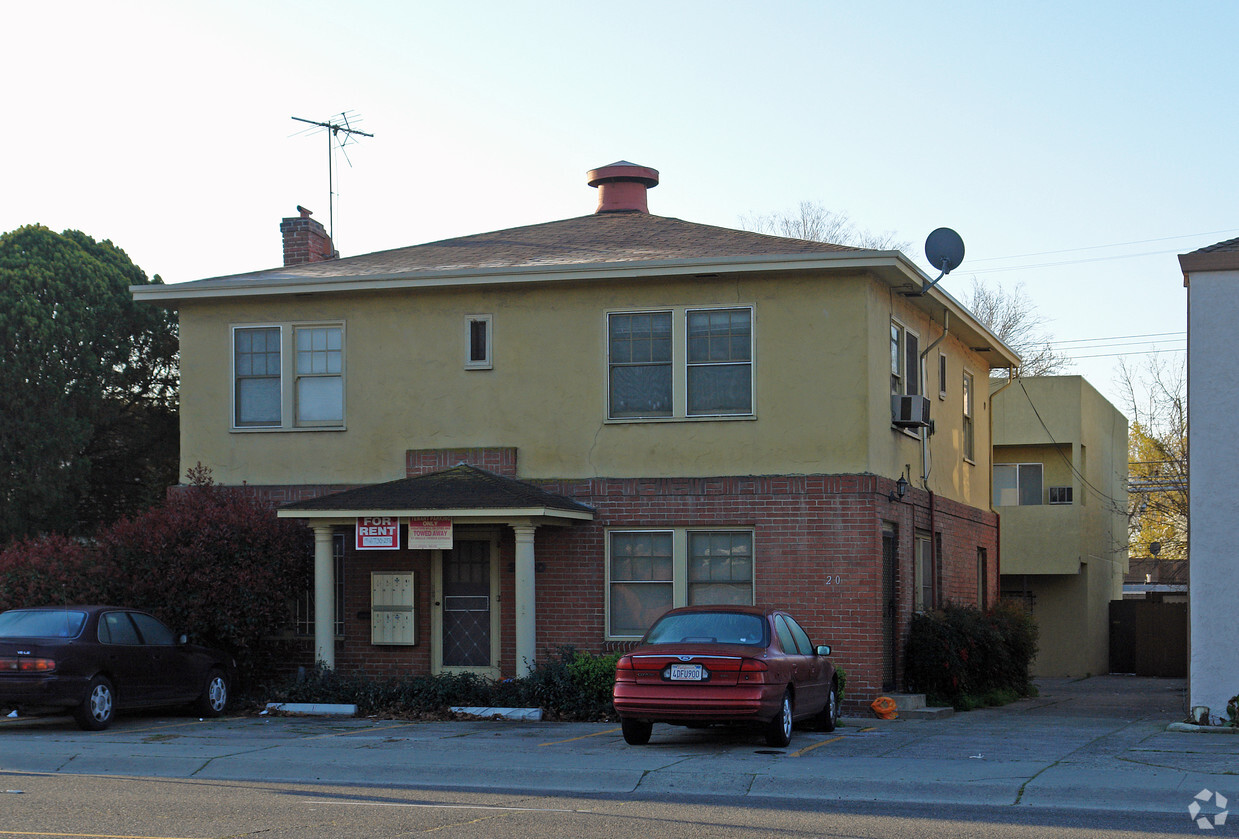 Primary Photo - 2060 Sutterville Rd