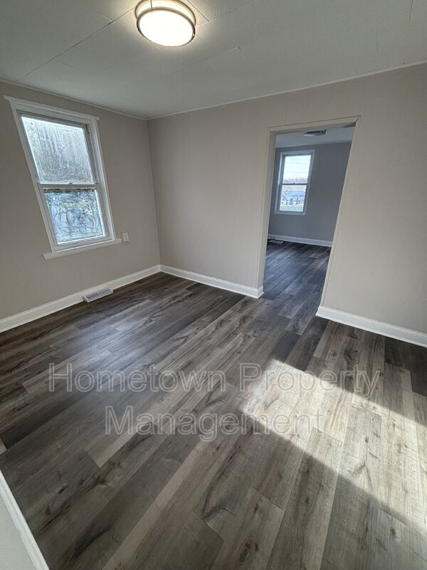 Foto principal - 2689 Strickhouser Rd