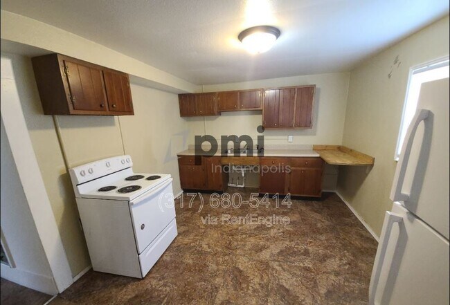 Foto del edificio - 1311 E 11th St