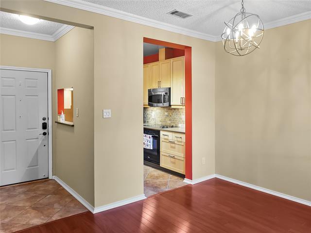 Foto del edificio - 2106 Amesbury Dr