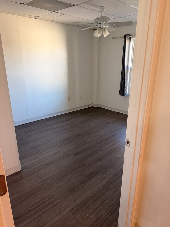 Building Photo - 4411 Chastant St