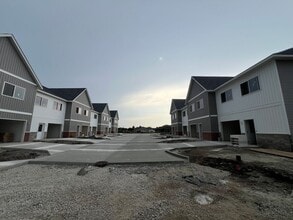 Building Photo - 1200 Plummer Blvd