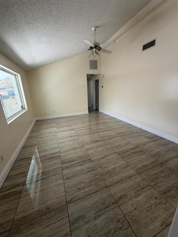 Foto del edificio - 8711 Sage Ct
