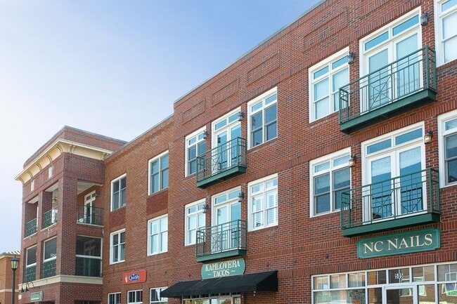 Photo - 1 Bedroom w/Den Condo In Meadowmont Villag...