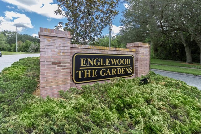 Foto del edificio - 5204 New Brittany Ln