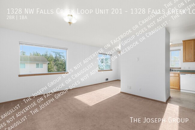 Foto del edificio - 1328 NW Falls Creek Loop