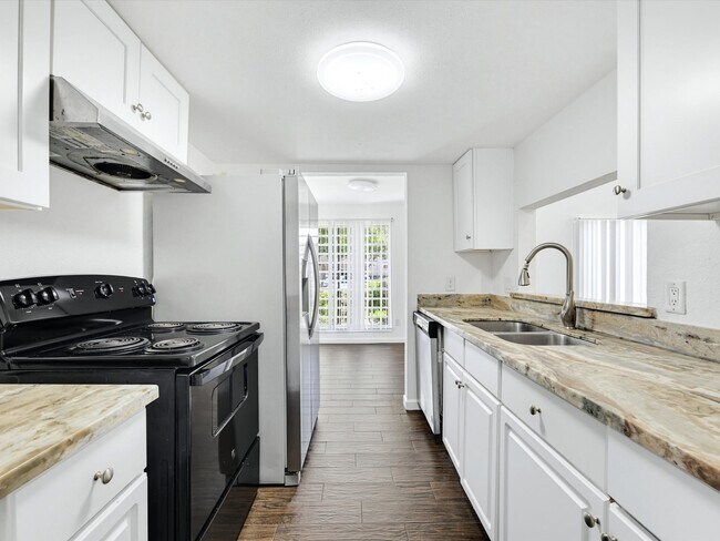 Foto del edificio - 9548 Pagewood Ln