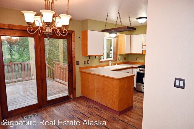 Building Photo - 4 br, 2 bath House - 1399 W Ridgeview Drive