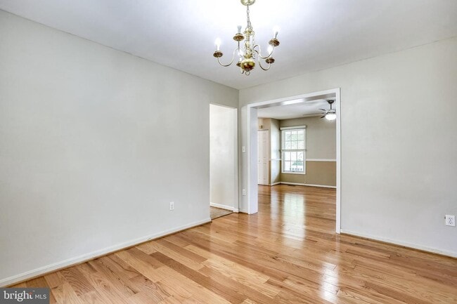 Building Photo - 6412 Highbanks Ct