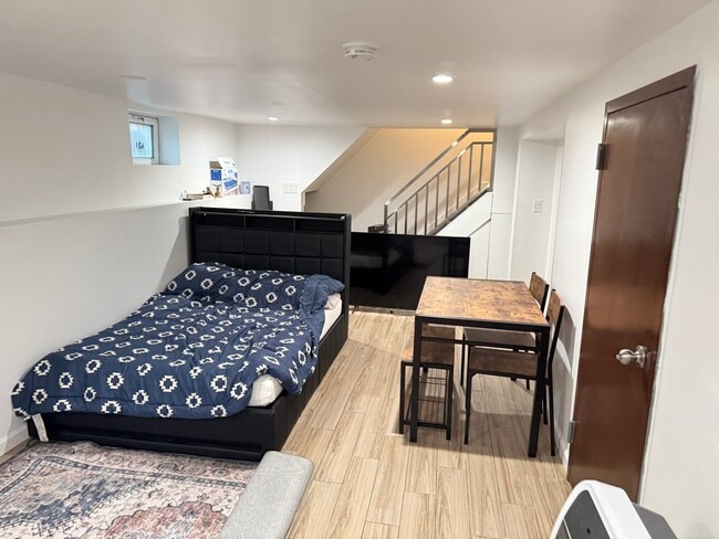 Foto del edificio - 13202 Atlantic Ave