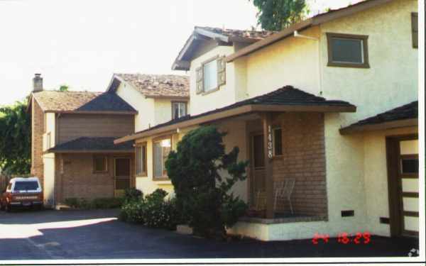 Building Photo - 1438-1440 Kentfield Ave