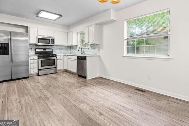Foto del edificio - 8463 Hightower Trail SW
