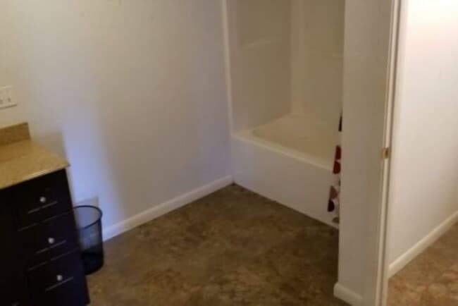 Building Photo - 14 Cemetery Rd