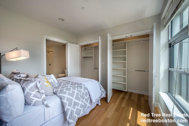 Foto del edificio - 601 Albany St