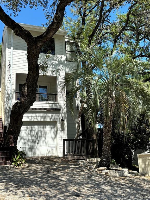 Primary Photo - 2218 Westlake Dr