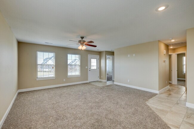 Building Photo - 2430 Annie Baxter Ave