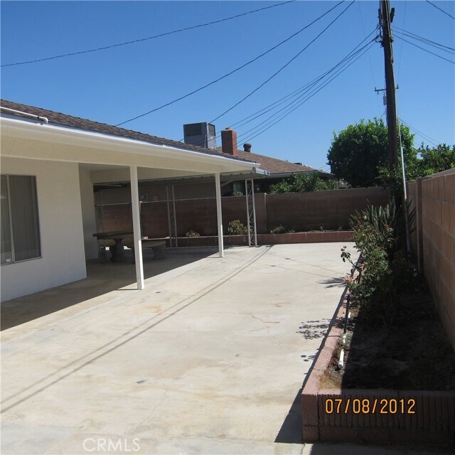 Building Photo - 415 S Tahquitz Ave