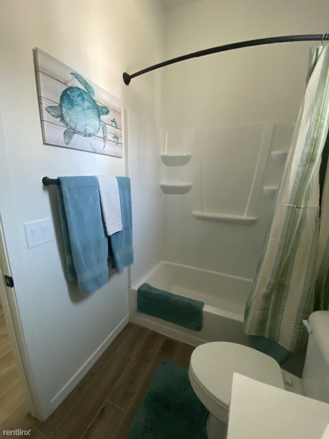 Foto del edificio - Studio, 1 bath House - 1483 East Dublin St...