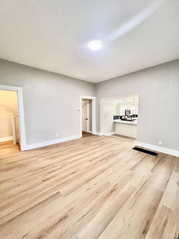 Foto del edificio - 4932 Roanoke St