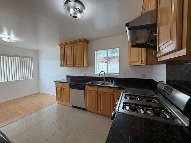 Building Photo - Beautiful 3bd house in West Covina