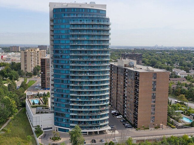 Photo du bâtiment - 188 CityView Apartments