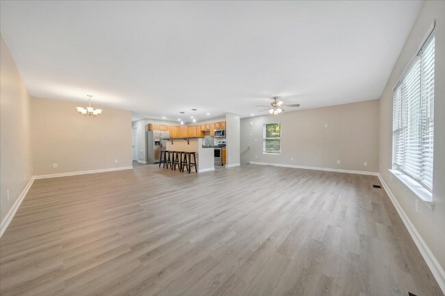 Building Photo - 185 Catawba Rd