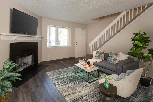 SPACIOUS FLOOR PLANS AT WOODSIDE APARTMENT HOMES - Woodside Apartment Homes