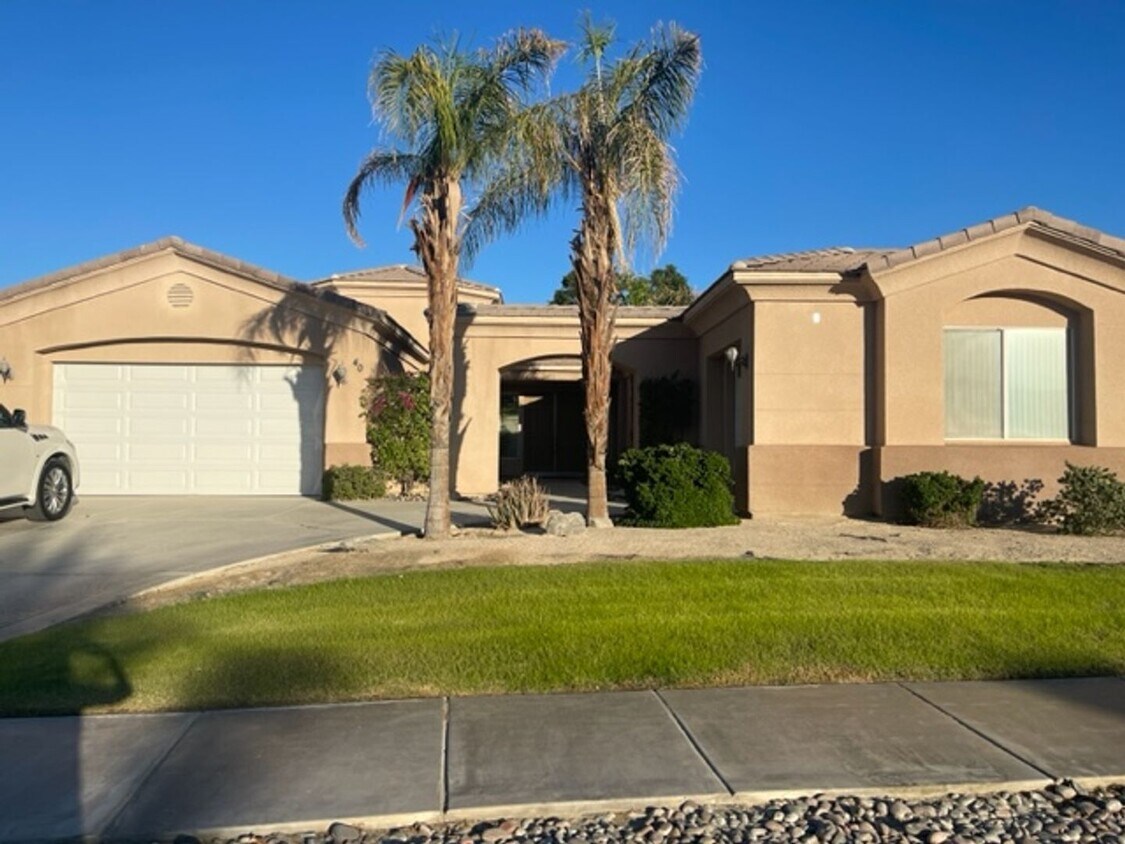 Beautiful Home in gated community House Rental in Rancho Mirage, CA
