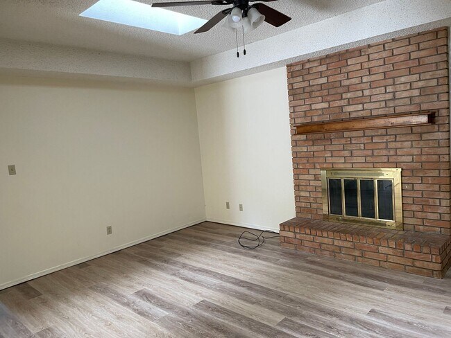 Building Photo - 3 br, 2 bath House - 15 Lafayette Loop