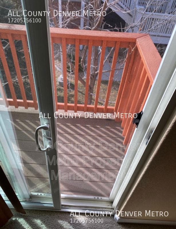 Building Photo - 5024 Everett St