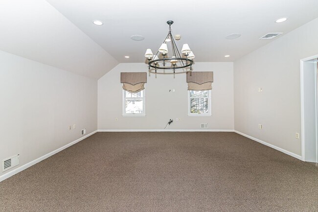 Foto del edificio - 319 Lenox Ave