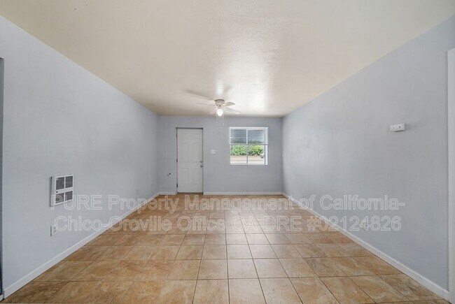Foto del edificio - 7701 Molinos Ave