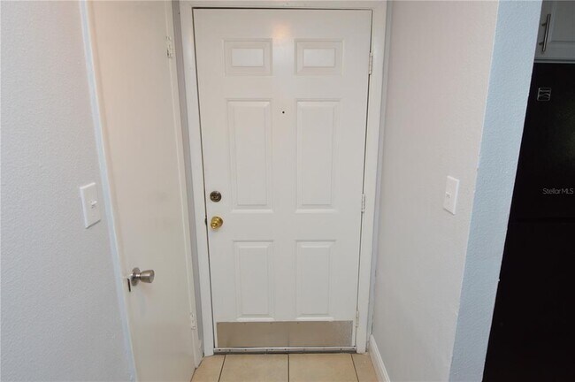 Foto del edificio - 8649 Fancy Finch Dr