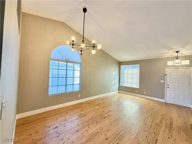 Foto del edificio - 7708 Beach Falls Ct