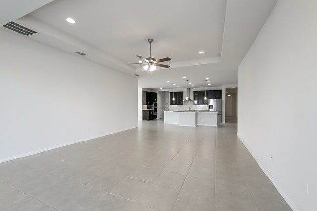 Foto del edificio - 1841 Henley St