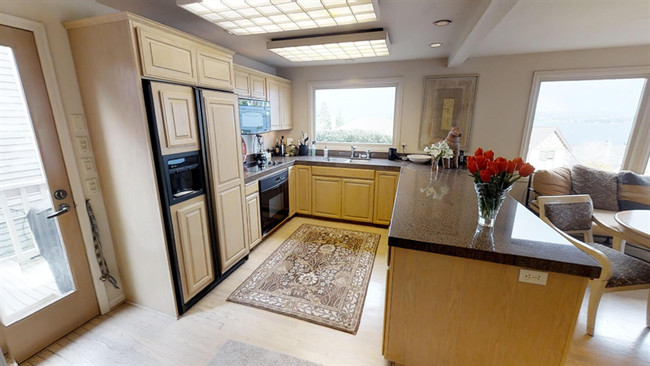 Foto del edificio - 4529 E Laurel Dr NE