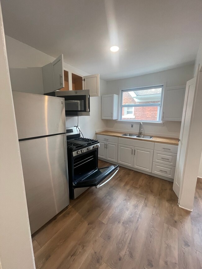 Foto del edificio - 17182 Stoepel St