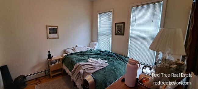 Foto del edificio - 143 Hillside St