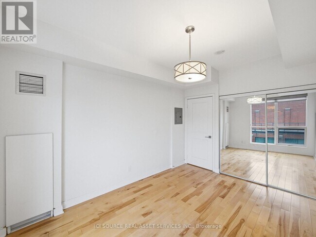 Photo du bâtiment - 1 Scott St