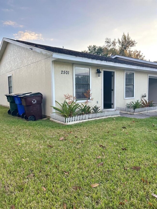 Building Photo - 2501 2nd St