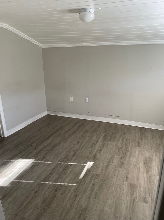 Bedroom #1 - 26 W Polk Ave