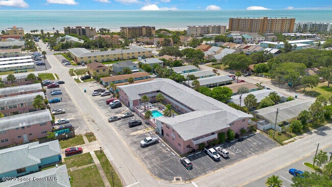 Foto del edificio - 401 Monroe Ave