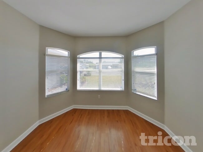 Building Photo - 9208 64th Ct E