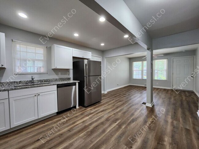 Foto del edificio - 1799 Shirley St SW