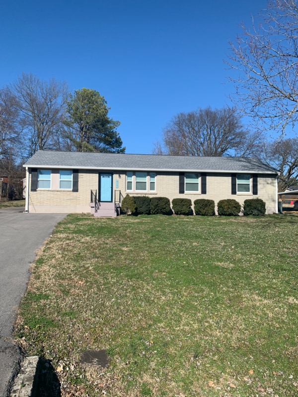 Photo - 317 Bonnaridge Dr House