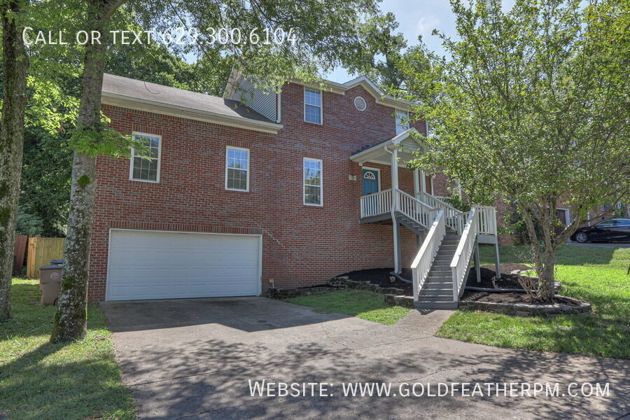 Photo - 5888 Woodlands Ave-